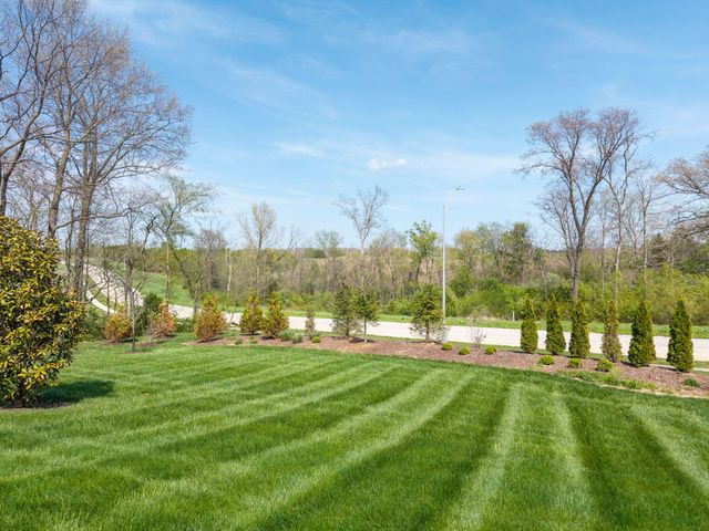 4810 CARLISLE CT, Columbia, MO 65201
