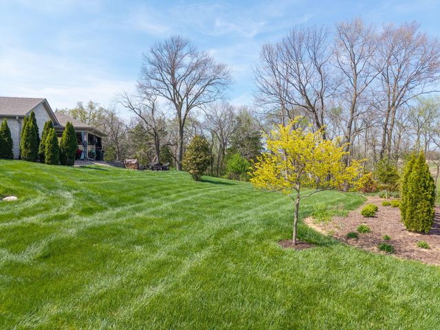 4810 CARLISLE CT, Columbia, MO 65201