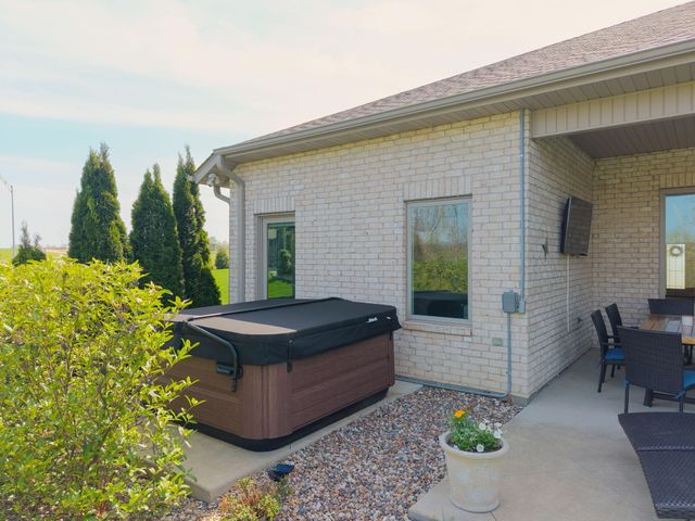 4810 CARLISLE CT, Columbia, MO 65201
