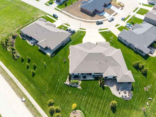 4810 CARLISLE CT, Columbia, MO 65201
