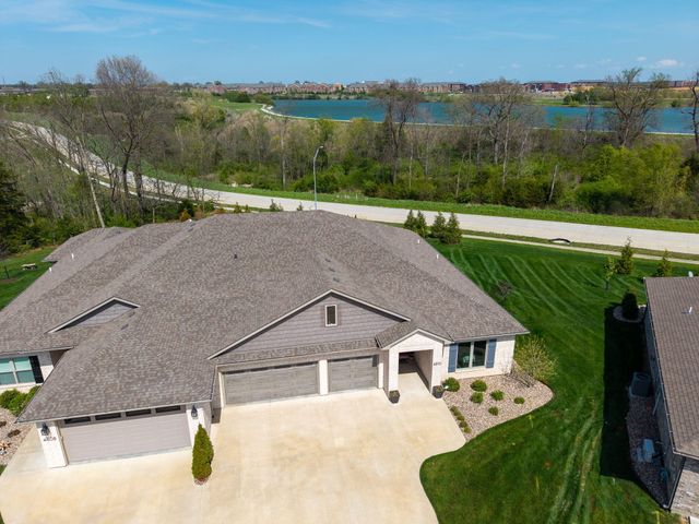 4810 CARLISLE CT, Columbia, MO 65201
