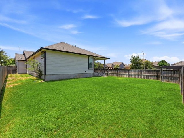 2132 Ringstaff RD, Leander, TX 78641