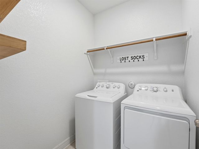 2132 Ringstaff RD, Leander, TX 78641
