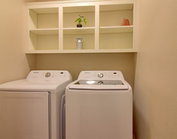 6906 Kiva Lane, Dallas, TX 75227