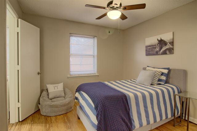 6906 Kiva Lane, Dallas, TX 75227