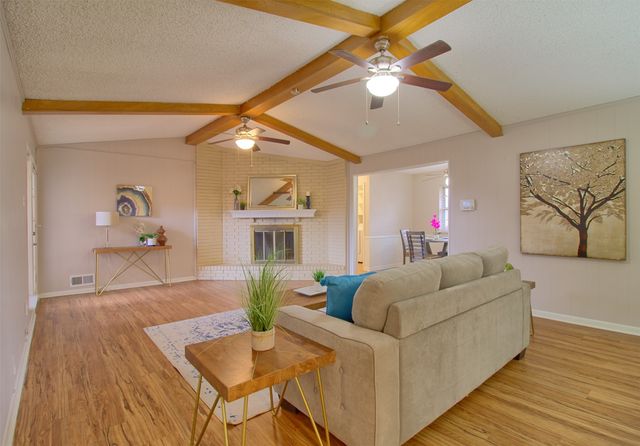 6906 Kiva Lane, Dallas, TX 75227