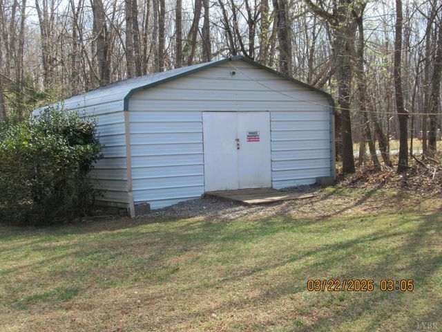 1098 St Paul Church Circle, Forest, VA 24551