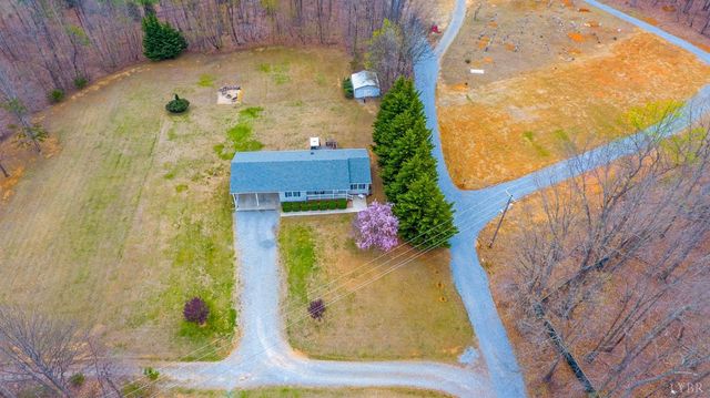 1098 St Paul Church Circle, Forest, VA 24551