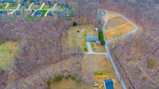 1098 St Paul Church Circle, Forest, VA 24551