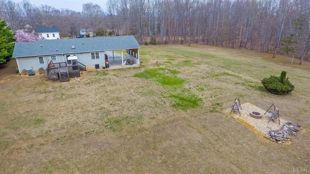 1098 St Paul Church Circle, Forest, VA 24551