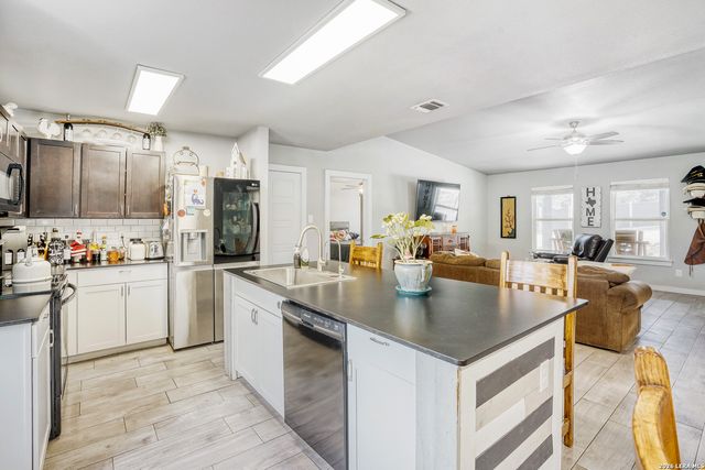 1209 Covered Wagon, Spring Branch, TX 78070