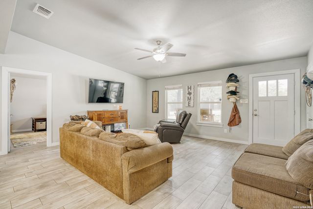 1209 Covered Wagon, Spring Branch, TX 78070