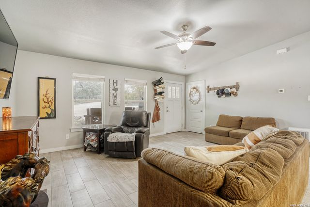 1209 Covered Wagon, Spring Branch, TX 78070