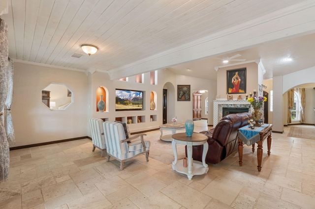 26 Jamerson Road, Belen, NM 87002