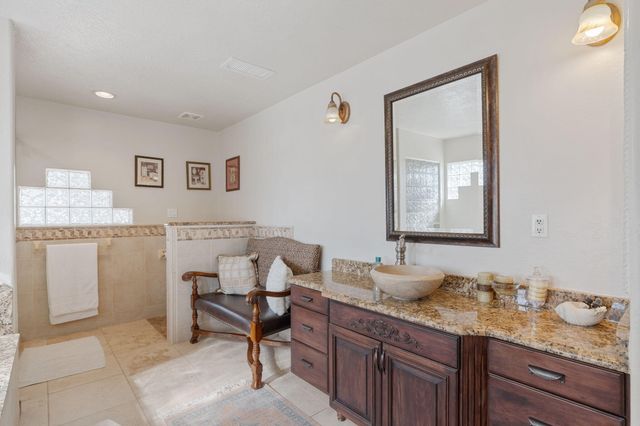 26 Jamerson Road, Belen, NM 87002