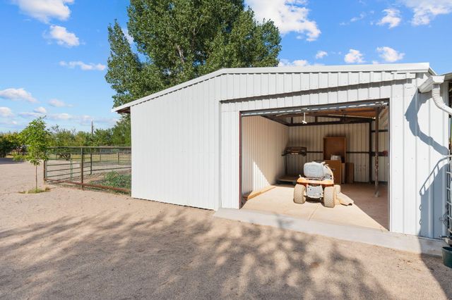 26 Jamerson Road, Belen, NM 87002