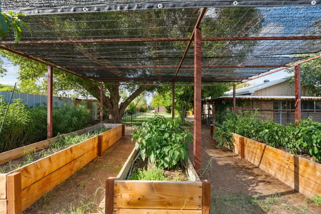 26 Jamerson Road, Belen, NM 87002