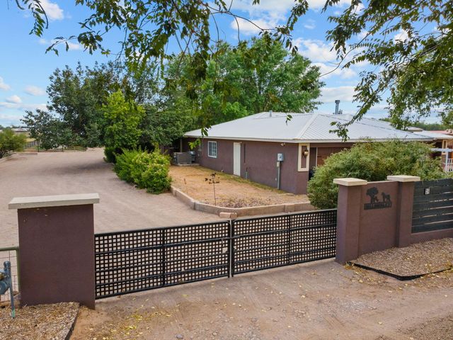 26 Jamerson Road, Belen, NM 87002