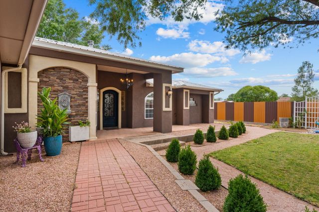 26 Jamerson Road, Belen, NM 87002