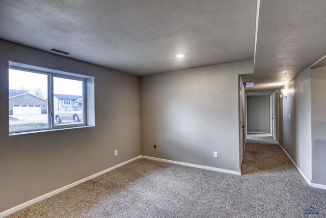 5843 DERRINGER RD, Rapid City, SD 57703