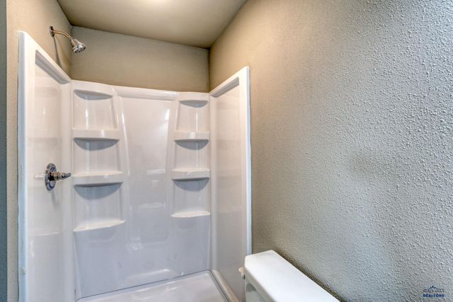 5843 DERRINGER RD, Rapid City, SD 57703