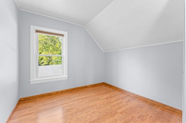 84 Hampson St, Dracut, MA 01826