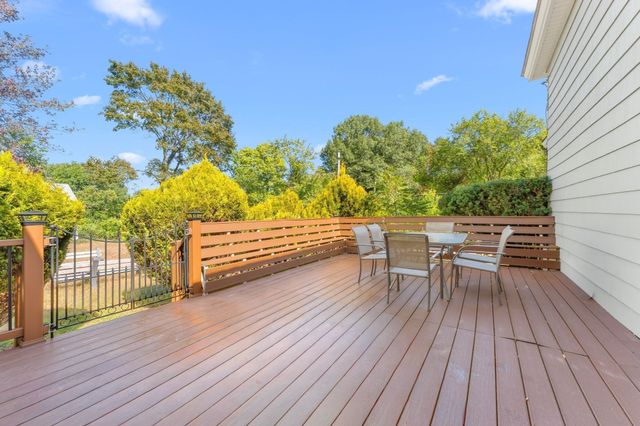 84 Hampson St, Dracut, MA 01826
