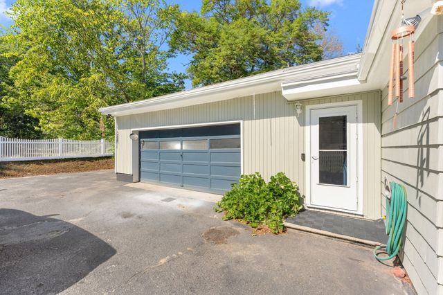 84 Hampson St, Dracut, MA 01826