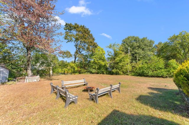 84 Hampson St, Dracut, MA 01826