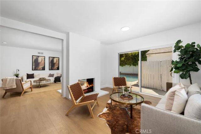 15550 Otsego Street, Encino, CA 91436