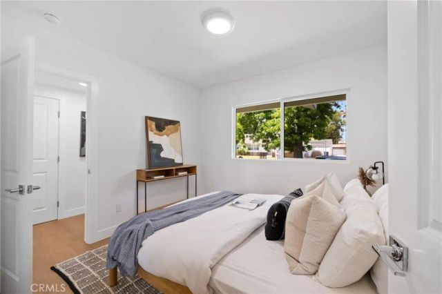 15550 Otsego Street, Encino, CA 91436
