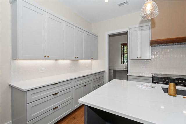 220 Arbor Garden Circle, Newnan, GA 30265