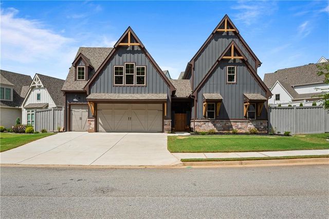 220 Arbor Garden Circle, Newnan, GA 30265