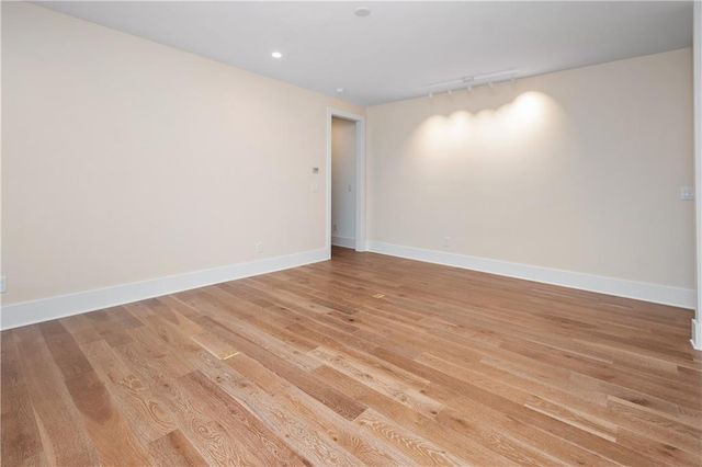 220 Arbor Garden Circle, Newnan, GA 30265