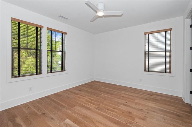 220 Arbor Garden Circle, Newnan, GA 30265