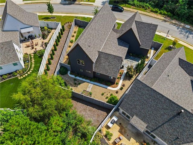 220 Arbor Garden Circle, Newnan, GA 30265