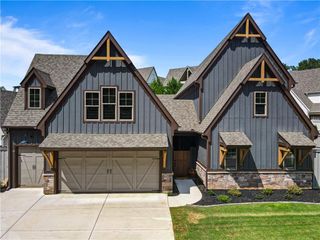 220 Arbor Garden Circle, Newnan, GA 30265