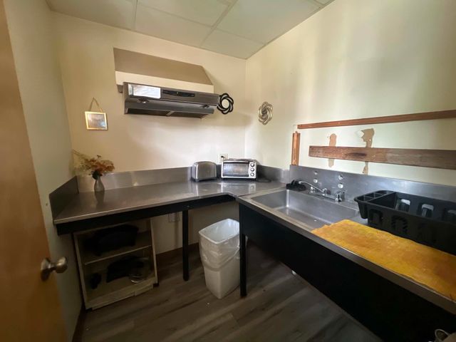 263 W 18TH Street, Erie, PA 16502