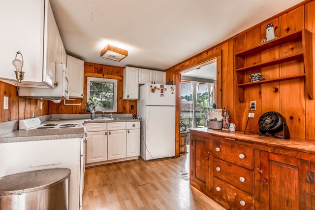 43 Evergreen St, Yarmouth, MA 02664