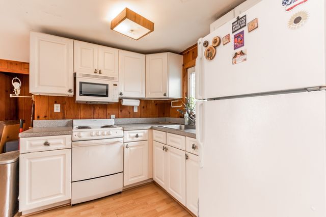 43 Evergreen St, Yarmouth, MA 02664