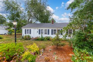 43 Evergreen St, Yarmouth, MA 02664