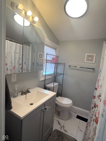 1014 E Market Street, Crawfordsville, IN 47933