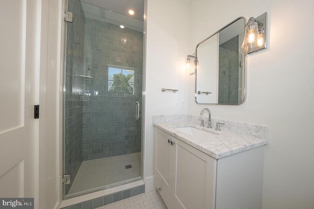 2074 FOX CREEK RD, Berwyn, PA 19312