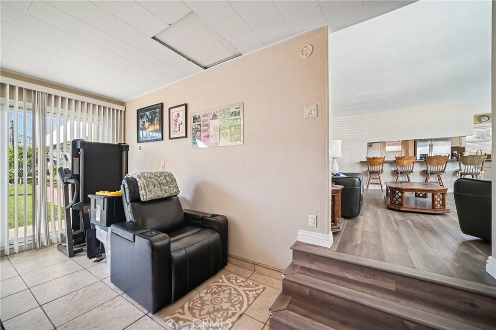 Image 15 of property listing at 1457 N Rose Street, Burbank, CA 91505