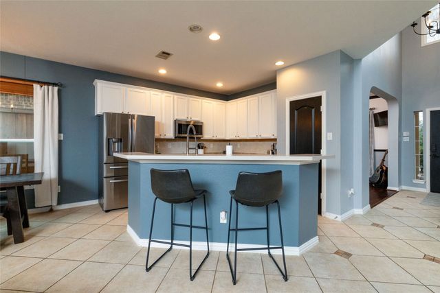 4932 Van Zandt Drive, Fort Worth, TX 76244