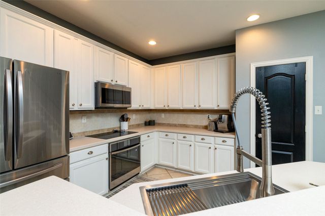 4932 Van Zandt Drive, Fort Worth, TX 76244