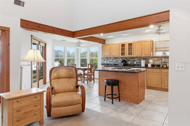 299 RILEY LAKE DRIVE, Hawthorne, FL 32640