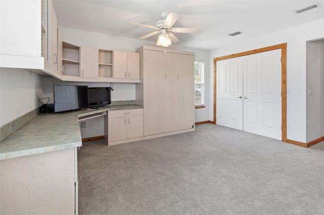 299 RILEY LAKE DRIVE, Hawthorne, FL 32640