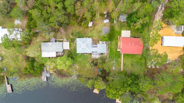299 RILEY LAKE DRIVE, Hawthorne, FL 32640
