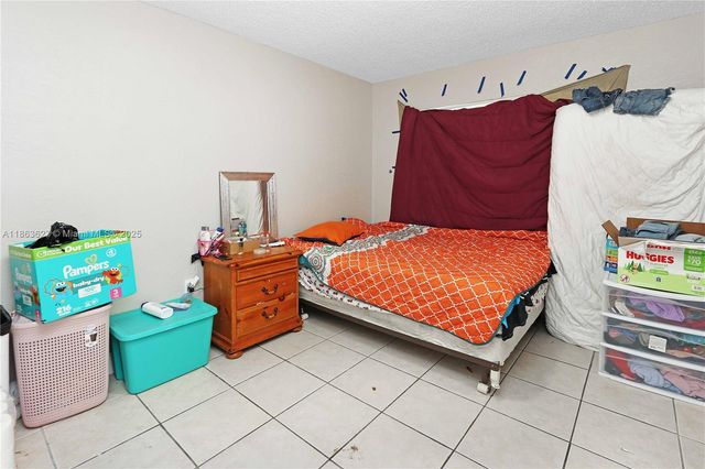 520 NW 7th Ave, Florida City, FL 33034